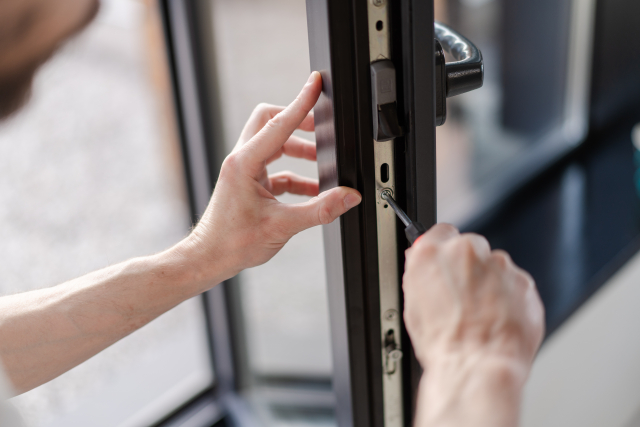 内窓リフォームは本当に効果ある？断熱・防音・補助金を解説